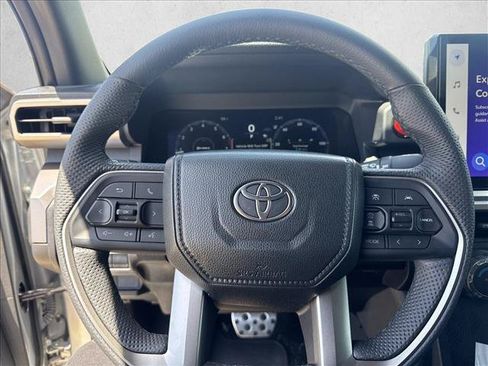 Used 2024 Toyota Tacoma TRD Sport RWD image 10