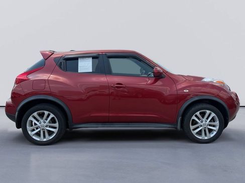 Used 2011 Nissan Juke SL AWD/4WD image 2