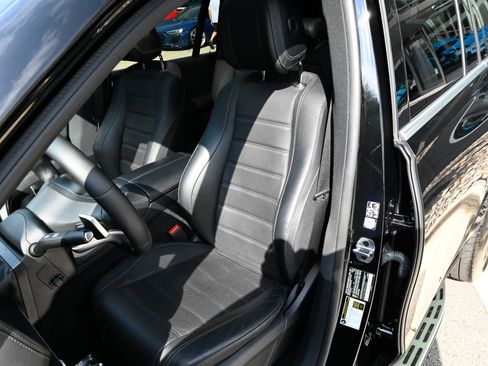 Used 2021 Mercedes-Benz GLS 580 4MATIC image 18