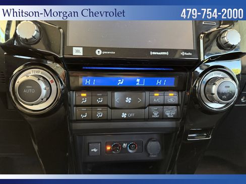 Used 2022 Toyota 4Runner Limited AWD/4WD image 31