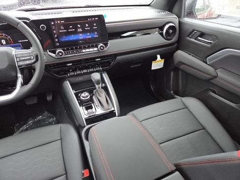 New 2026 Chevrolet Colorado Z71 w/ Midnight Edition AWD/4WD image 37