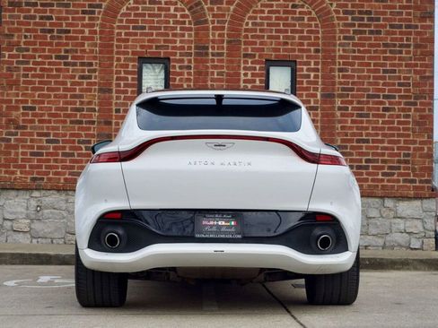 Used 2022 Aston Martin DBX image 6