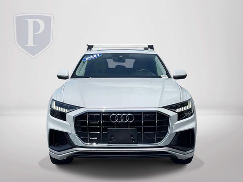 Used 2021 Audi Q8 Prestige w/ Prestige Package AWD/4WD image 3