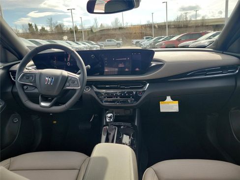 New 2026 Buick Envista Avenir image 13