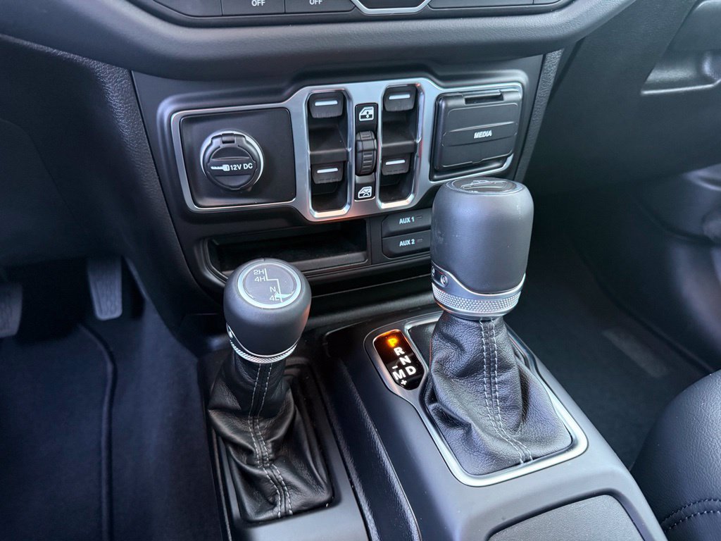 Used 2026 Jeep Gladiator Sport AWD/4WD image 29