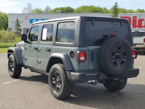 Used 2024 Jeep Wrangler Unlimited Sport AWD/4WD image 6