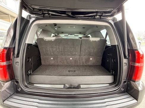 Used 2017 Chevrolet Tahoe LT w/ LT Signature Package image 35