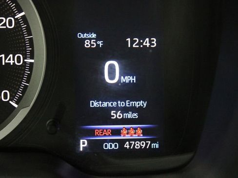 Used 2021 Toyota Corolla SE image 37