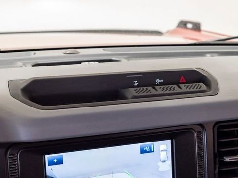 Used 2021 Ford Bronco Big Bend AWD/4WD image 16