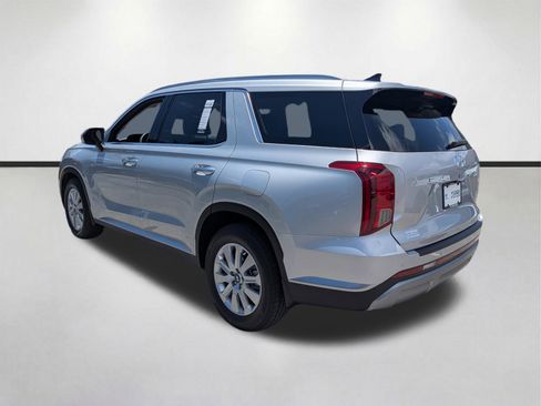 Used 2023 Hyundai Palisade SEL FWD image 6