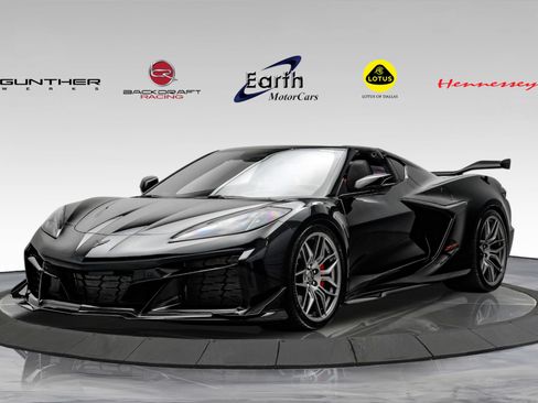 Used 2024 Chevrolet Corvette Z06 w/ Stealth Interior Trim Package RWD image 1