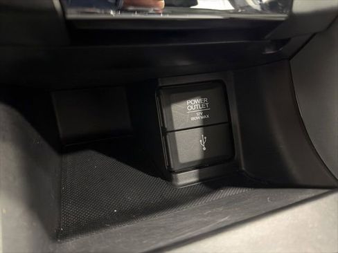 Used 2013 Honda Accord LX image 23