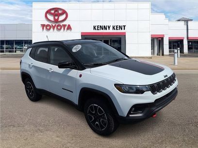 Used 2025 Jeep Compass Trailhawk