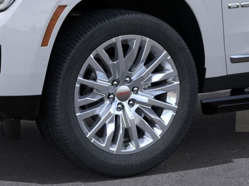 New 2026 GMC Yukon XL Denali w/ Denali Reserve Package AWD/4WD image 9