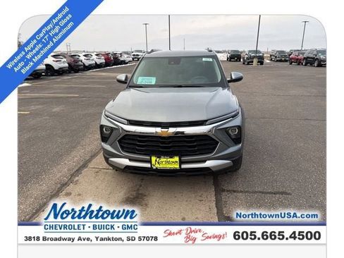 New 2026 Chevrolet TrailBlazer LT image 2