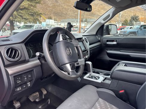 Used 2018 Toyota Tundra SR5 image 16