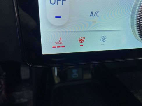 Used 2022 Ford Mustang Mach-E Premium image 14