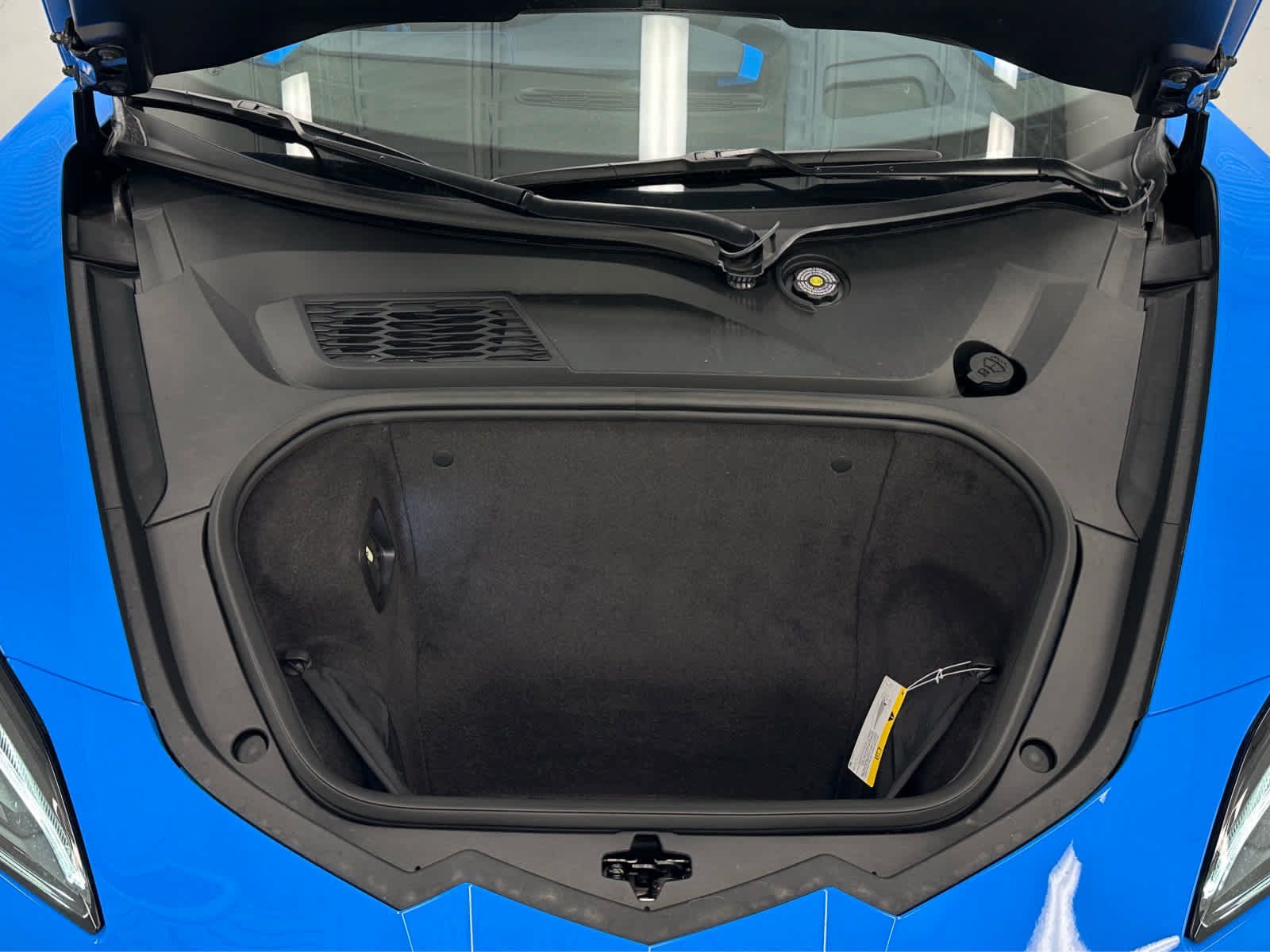 Used 2022 Chevrolet Corvette Stingray Premium Cpe w/ Z51 Performance Package RWD image 35