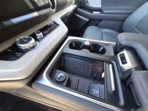 Used 2025 Ford Expedition Max Active image 17