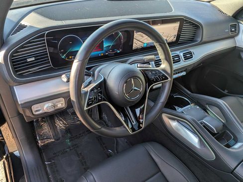 Used 2024 Mercedes-Benz GLE 350 4MATIC image 2