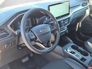 New 2026 Ford Escape SE video 3