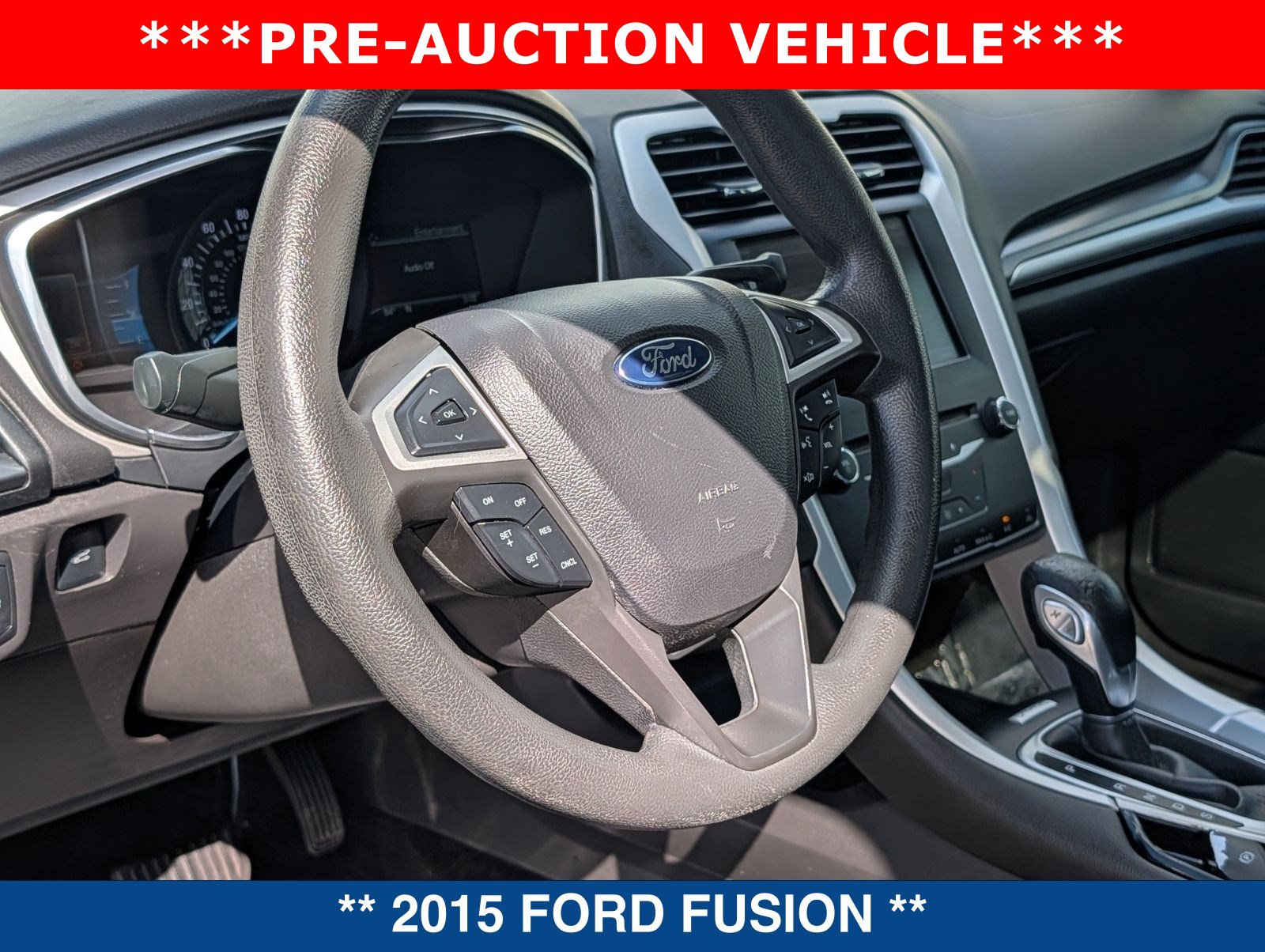 Used 2015 Ford Fusion SE FWD image 19