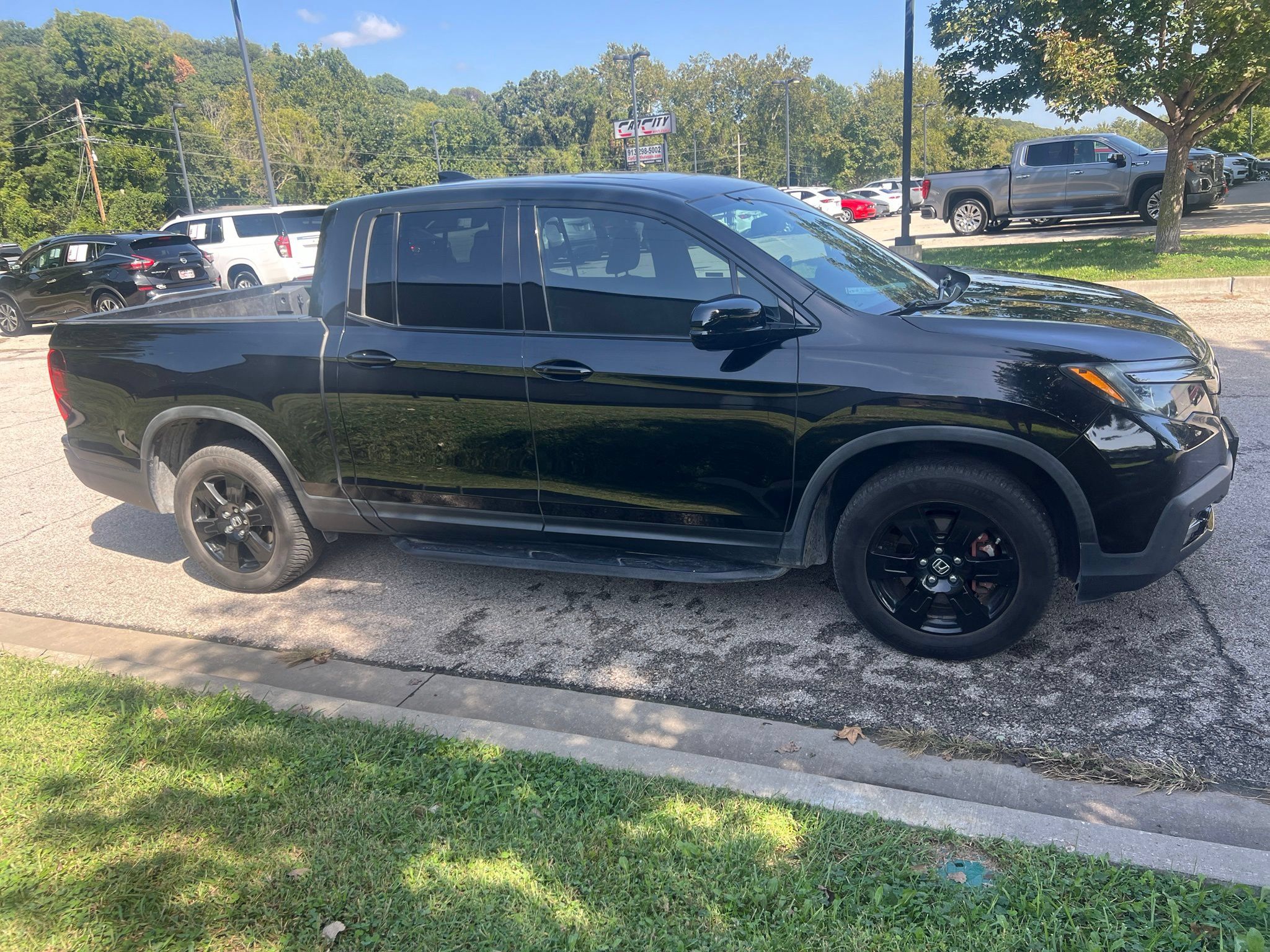 Used 2019 Honda Ridgeline Black Edition image 4