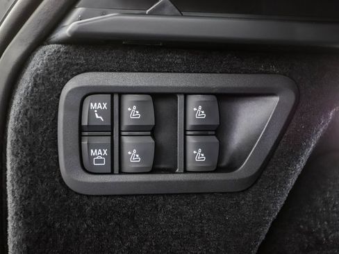 New 2027 BMW X7 M60i AWD/4WD image 25