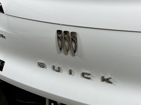 New 2026 Buick Envista Sport Touring w/ Convenience I Package FWD image 17