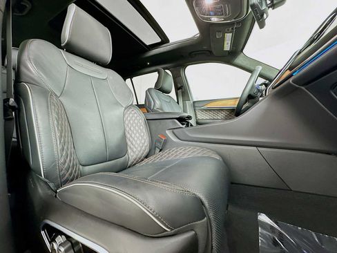 Used 2025 Jeep Grand Cherokee L Summit image 28