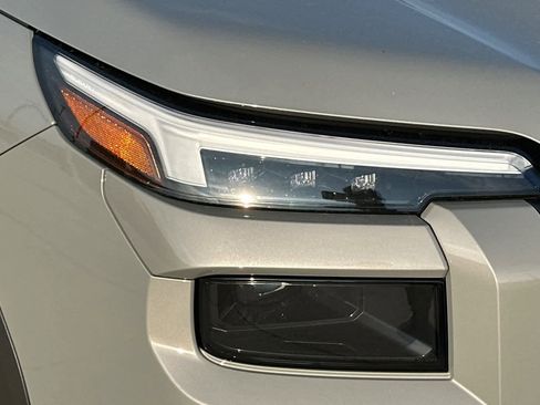 New 2026 Subaru Outback Limited XT image 32