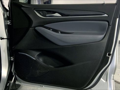 Used 2020 Buick Enclave Essence FWD image 25