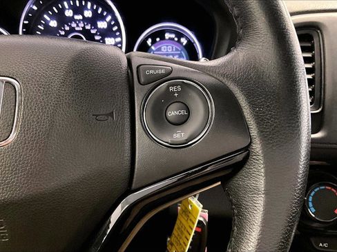 Used 2022 Honda HR-V Sport image 18