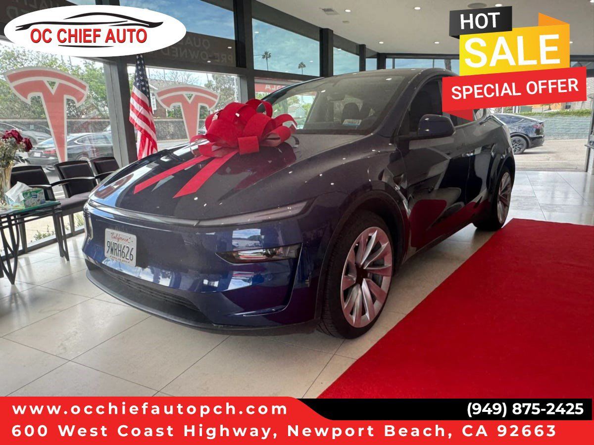 Used 2026 Tesla Model Y 2WD image 1