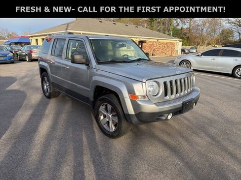 Used 2016 Jeep Patriot High Altitude image 1