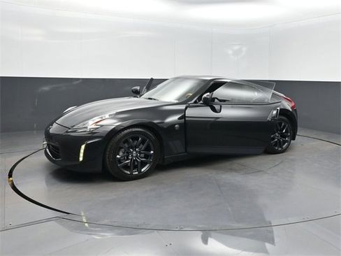 Used 2018 Nissan 370Z Coupe w/ Z34 Heritage Edition - Black image 29