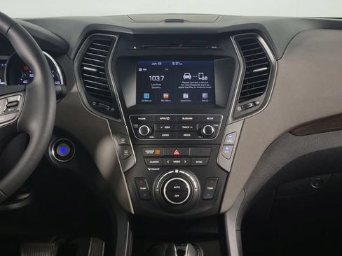 Used 2017 Hyundai Santa Fe Sport FWD image 23