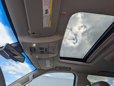 Used 2020 Chevrolet Tahoe Premier RWD image 19