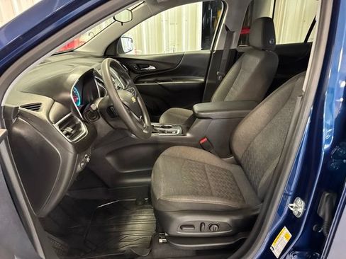 Used 2022 Chevrolet Equinox LT w/ LPO, Floor Liner Package FWD image 35