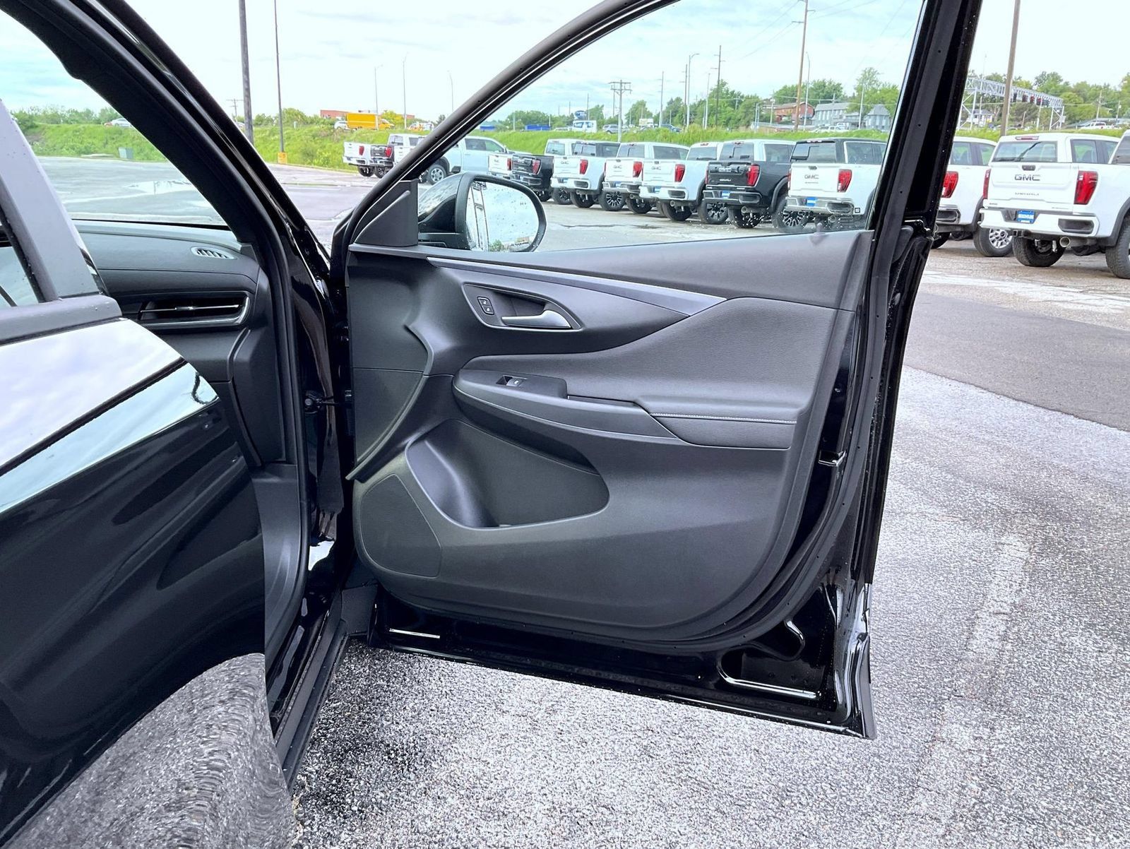 New 2026 Buick Envista Sport Touring w/ Convenience I Package FWD image 16