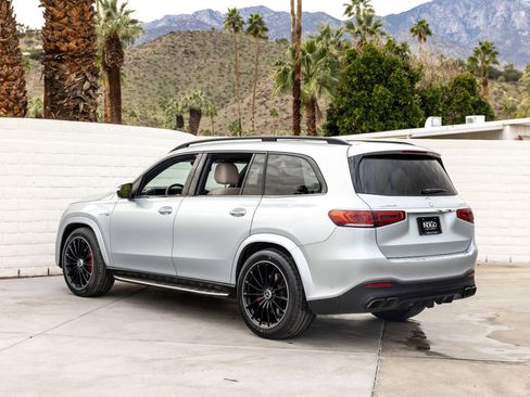 Used 2023 Mercedes-Benz GLS 63 AMG 4MATIC image 7