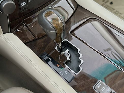 Used 2007 Lexus LS 460 image 17