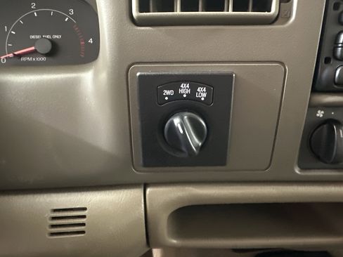 Used 2001 Ford F350 4x4 SuperCab DRW Super Duty image 14