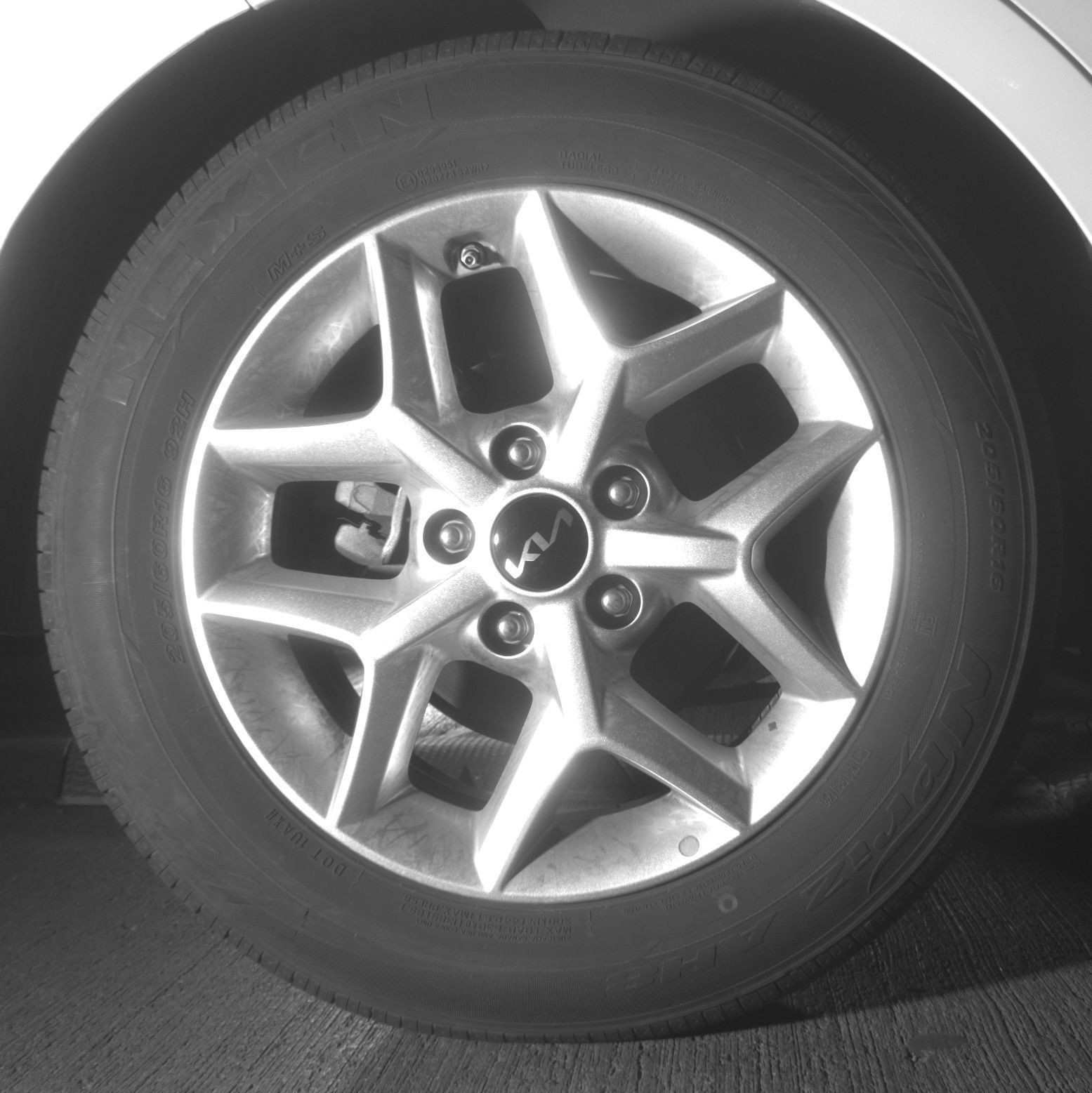 Used 2025 Kia Soul LX w/ LX Technology Package FWD image 18