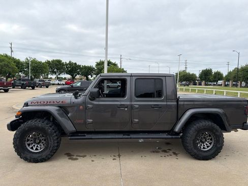 Used 2021 Jeep Gladiator Mojave AWD/4WD image 3