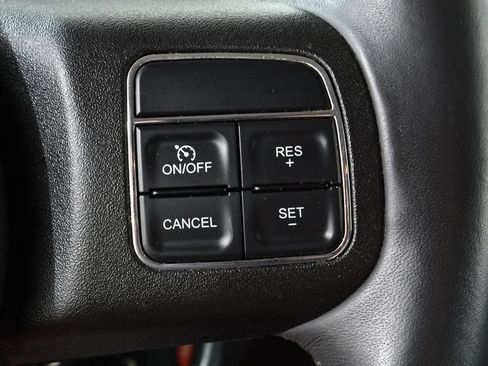 Used 2015 Jeep Patriot Latitude AWD/4WD image 33