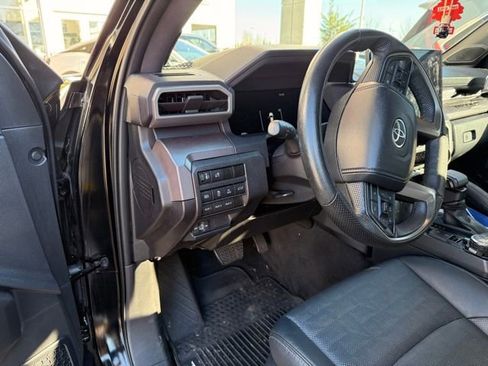 Used 2024 Toyota Tacoma TRD Off-Road image 2