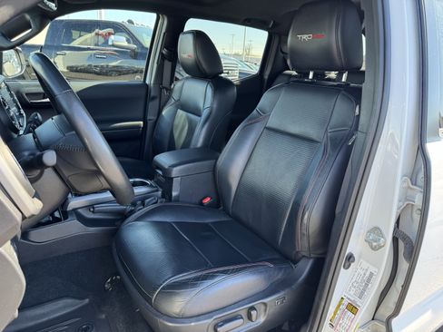 Used 2021 Toyota Tacoma TRD Pro image 25