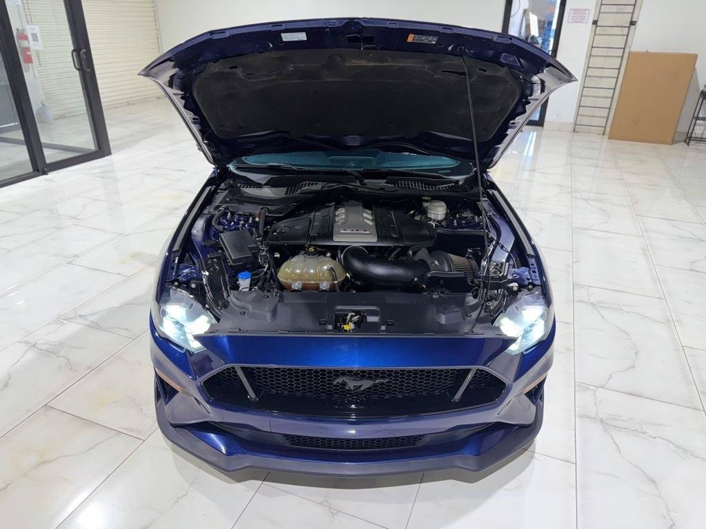 Used 2020 Ford Mustang GT Premium w/ Black Accent Package RWD image 5