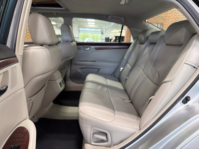 Used 2011 Toyota Avalon FWD image 26
